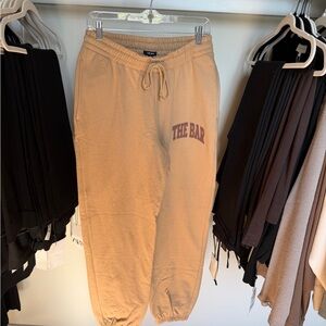 The Bar Women’s Chocolate Chip Jogger — Medium NWOT